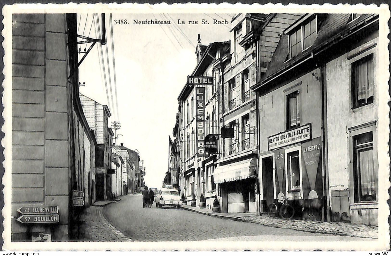 Neufchâteau - La Rue St Roch (animée Oldtimer Edit. Arduenna) - Neufchateau