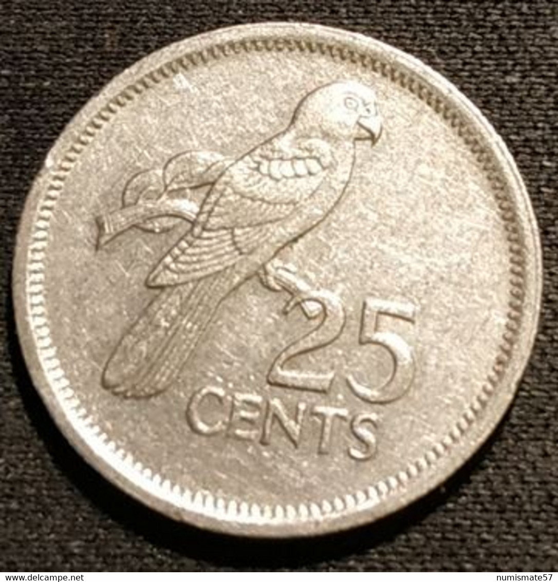 SEYCHELLES - 25 CENTS 1982 - Petite Légende - KM 49.1 - ( Perroquet Noir Coracopsis Nigra ) - Seychellen