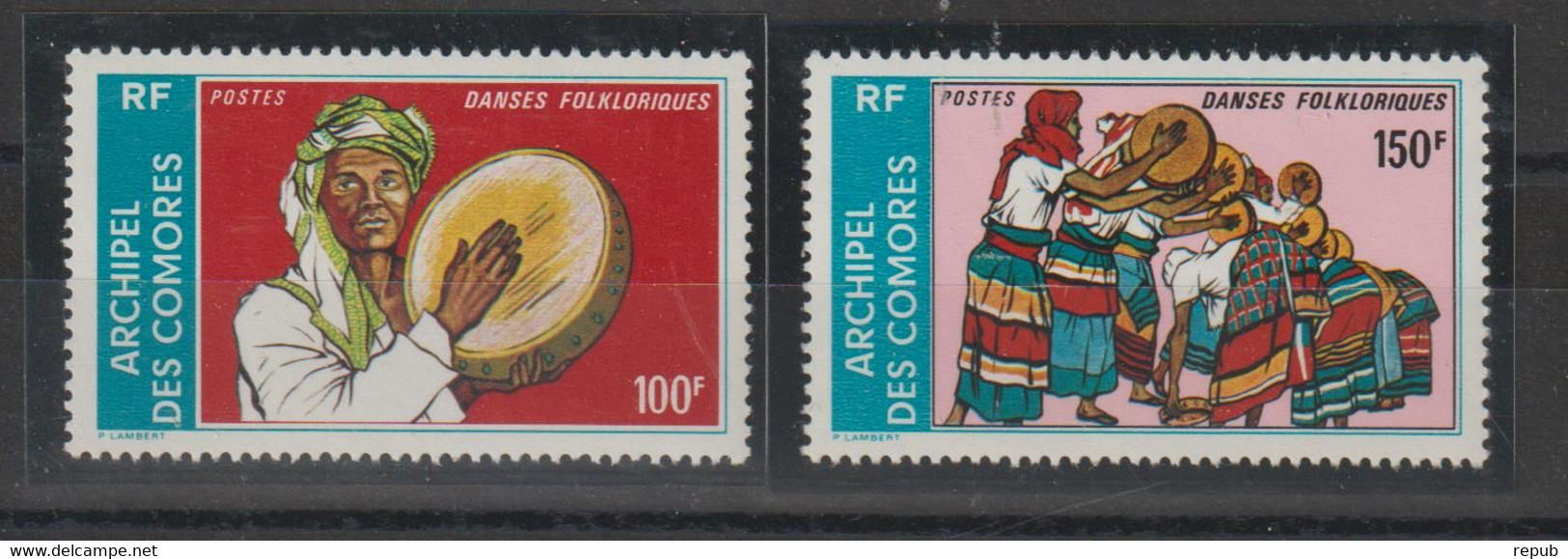 Comores 1975 Danses Folkloriques 104A Et 104B, 2 Val ** MNH - Unused Stamps