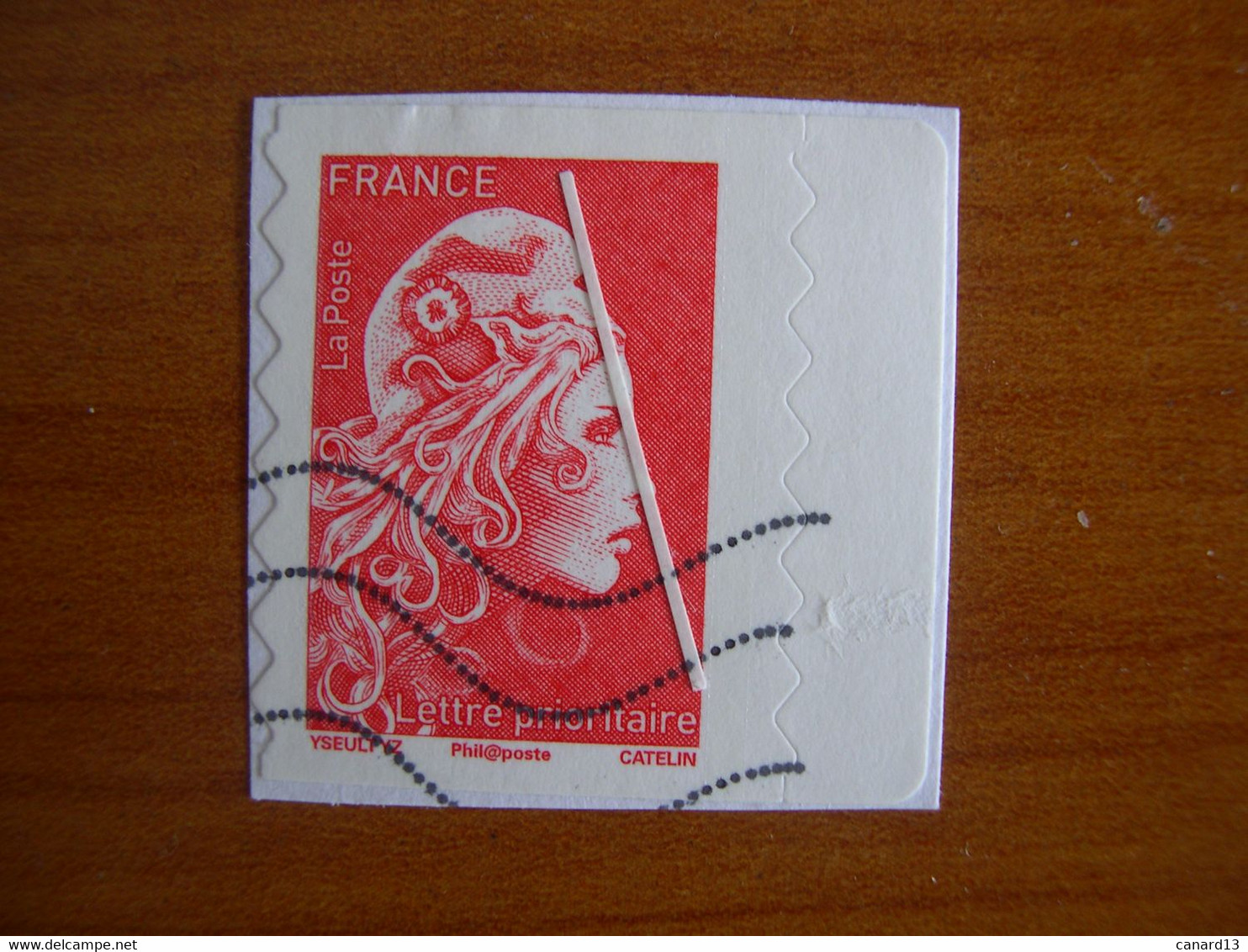 France  Obl   N° 1599 Avec Parasite - Used Stamps