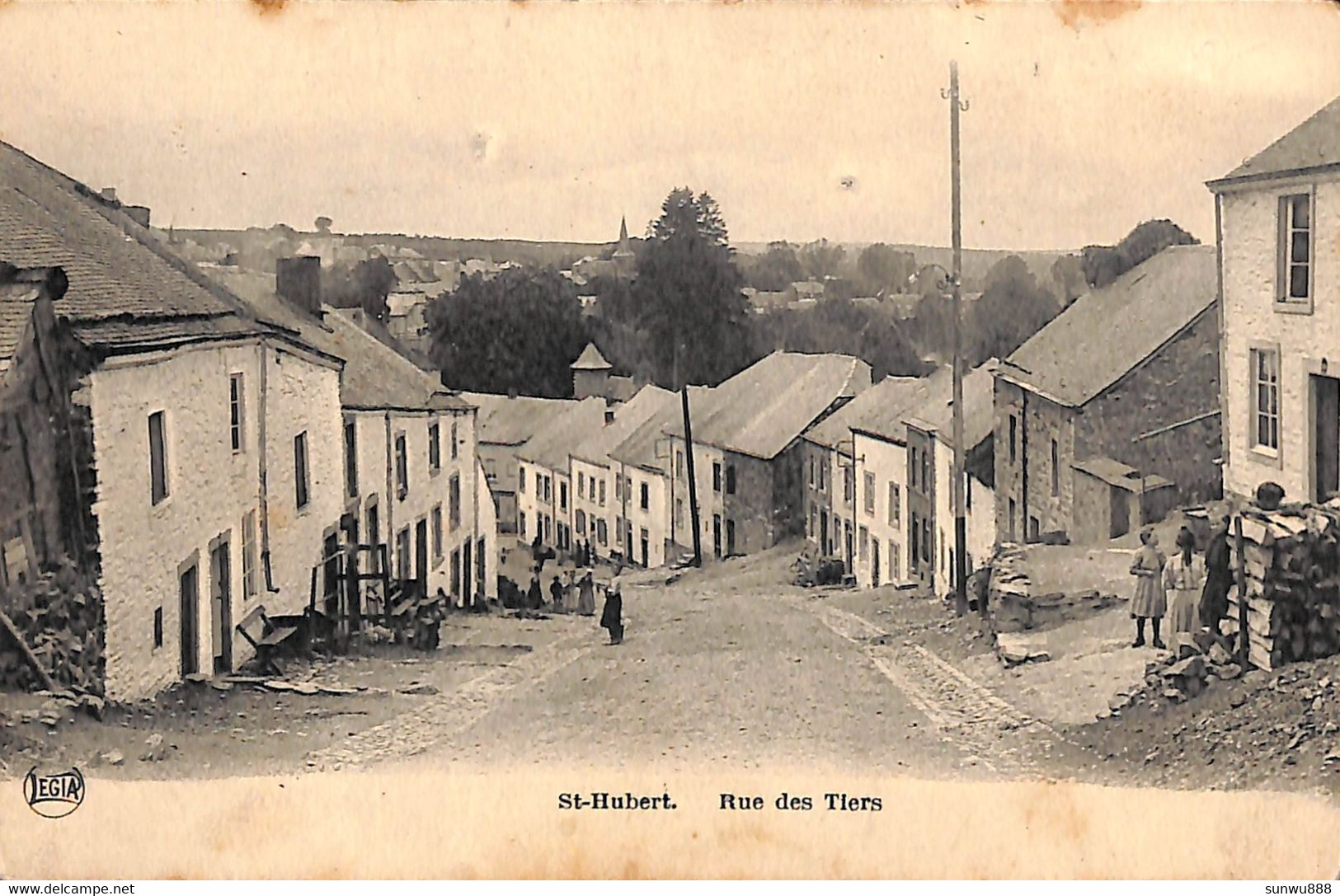 St Hubert - Rue Des Tiers (animée Legia Emile Dumont 1902 Peu Vue) - Saint-Hubert