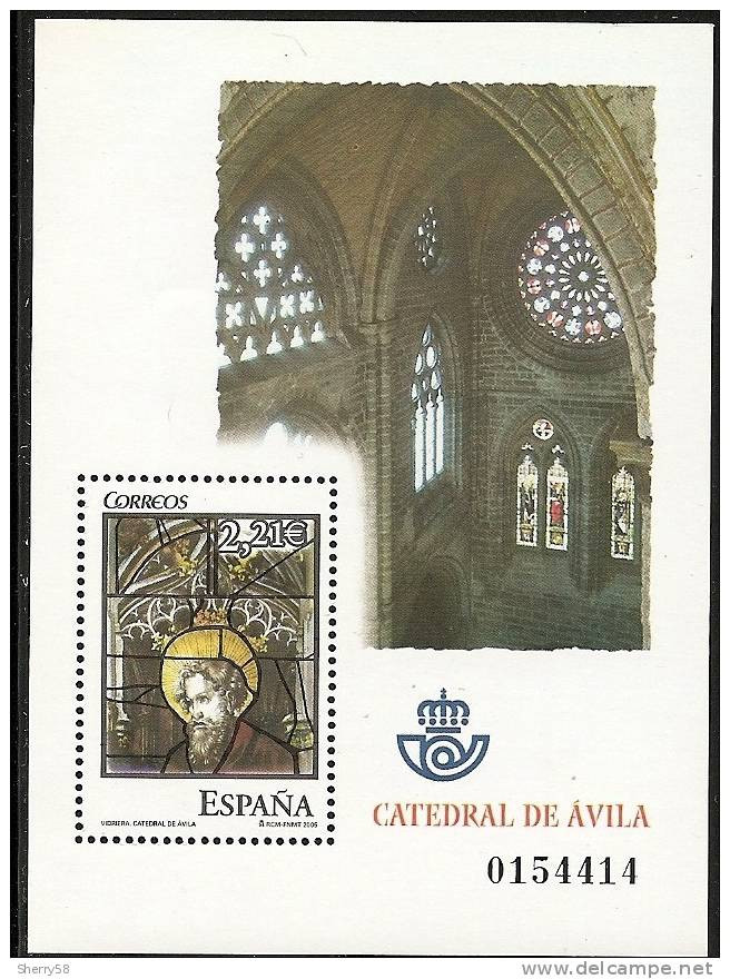 2005-ED. 4196 HB-VIDRIERAS DE LA CATEDRAL DE ÁVILA-NUEVO - Blocs & Hojas