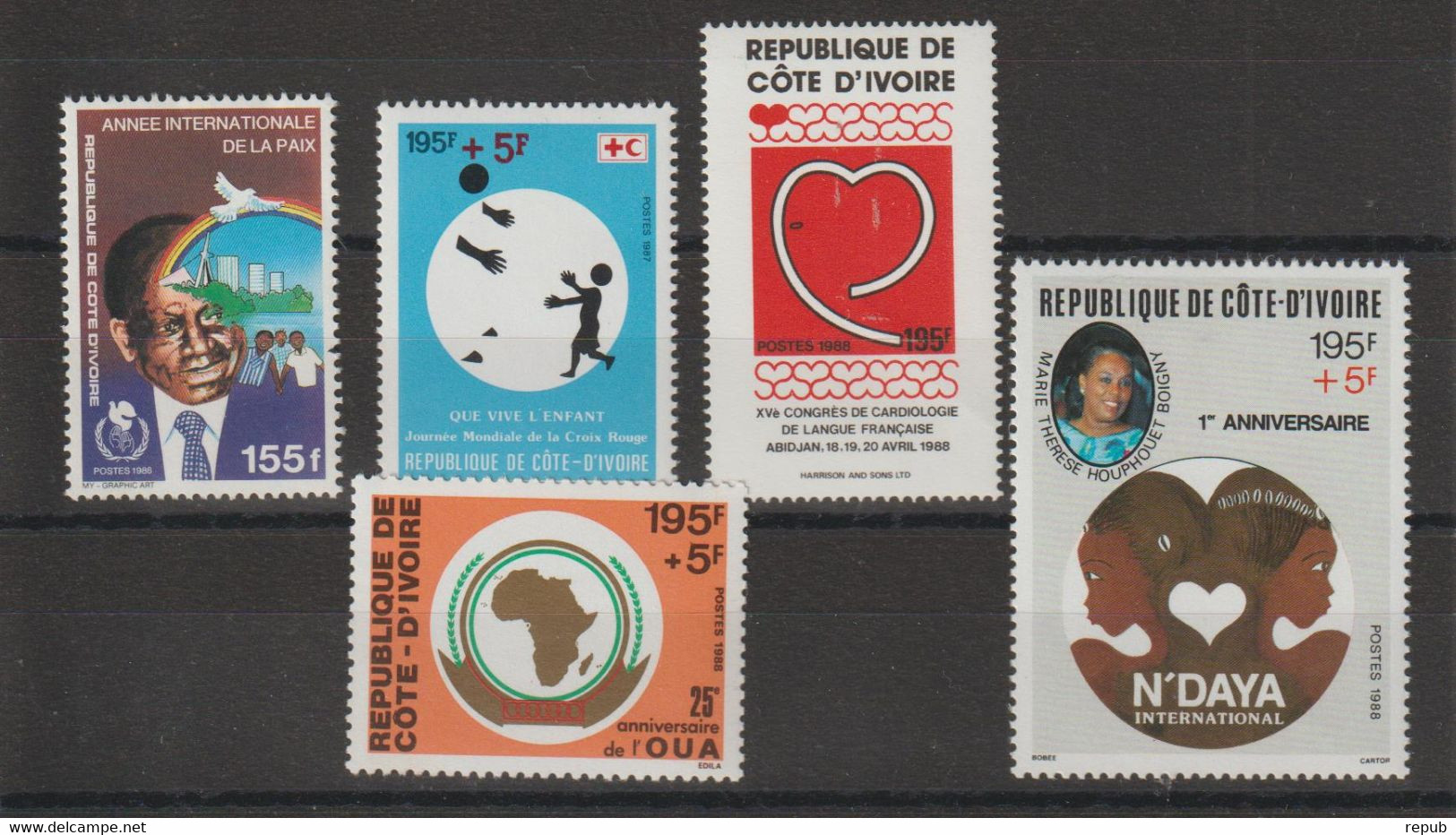 Cote D'Ivoire 1986-88 Divers 781,792,801, 814 Et 819, 5 Val ** MNH - Côte D'Ivoire (1960-...)