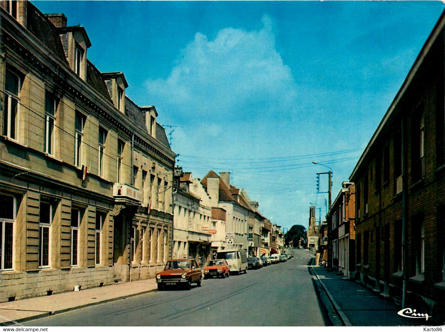 Bouchain * La Rue Henri Bocquet * Hôtel De Ville , Mairie - Bouchain