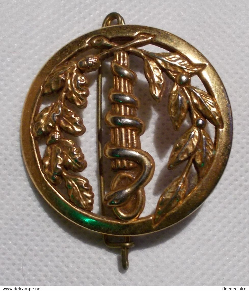 Insigne De Béret - Santé - Coinderoux - Medizinische Dienste