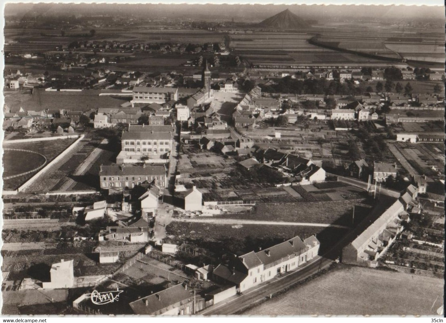 COURCELLES Les LENS ( P. De C. ) - Vue Générale Aérienne. Terrils. ( Carte S. M. Grand Modèle ). - Autres & Non Classés