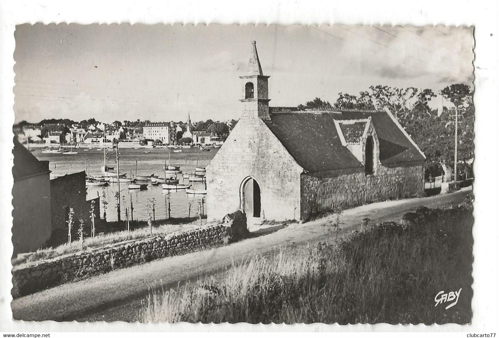 Combrit-Sainte-Marine (29) : La Chapelle De Sainte-Marine Et Vue Sur Bénodet En 1950 PF. - Combrit Ste-Marine