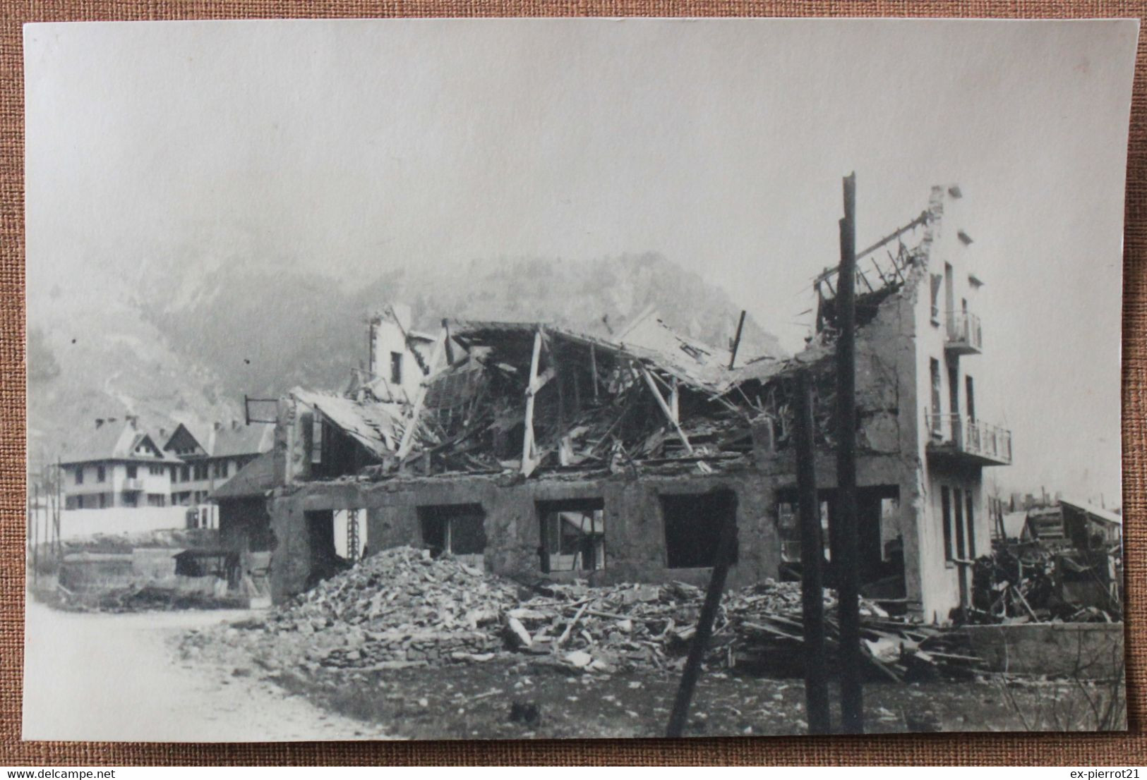 Photo De Modane Après Les Bombardements De  1943 - Lieux