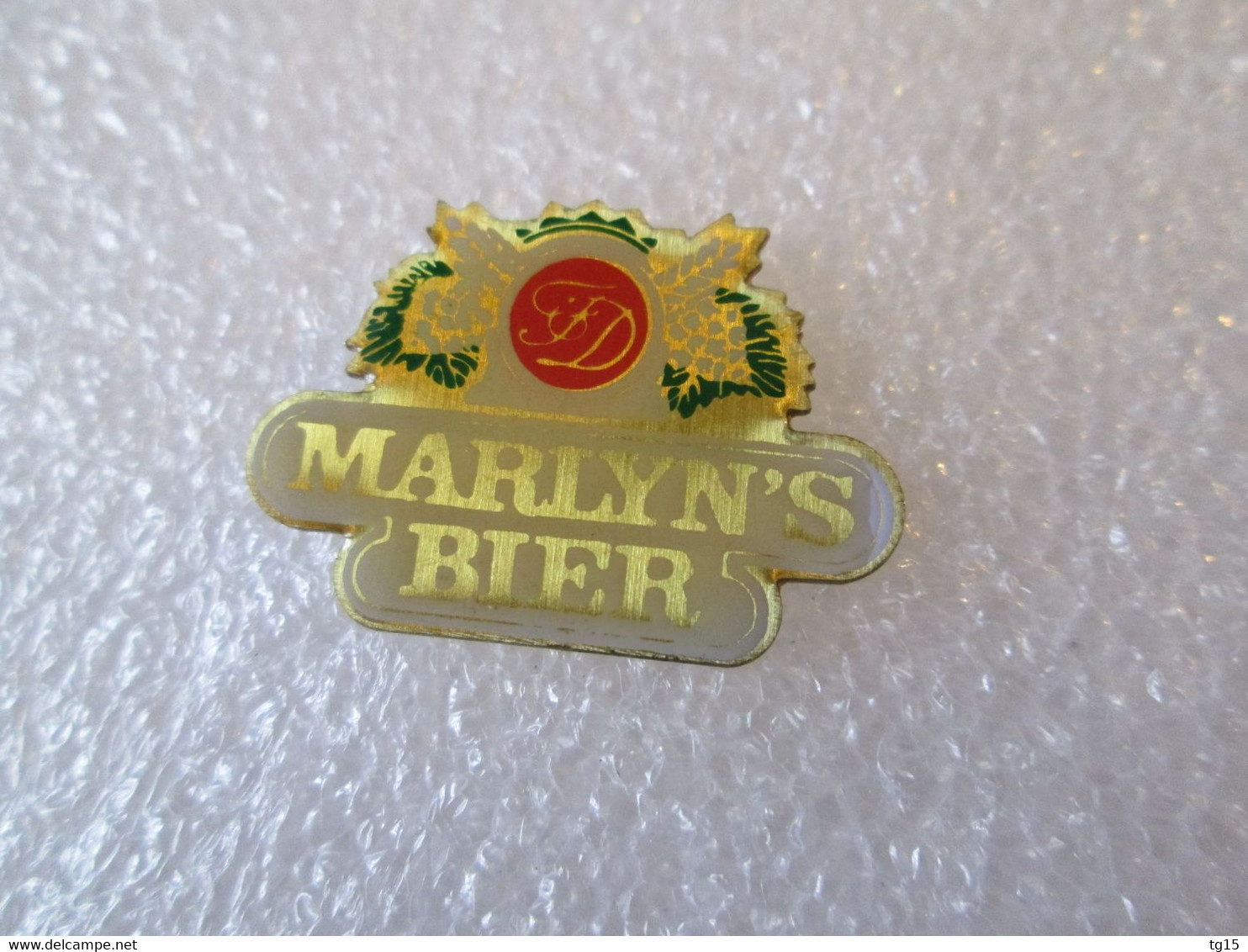 PIN'S    BIERE   MARLYN'S   BIER - Bière