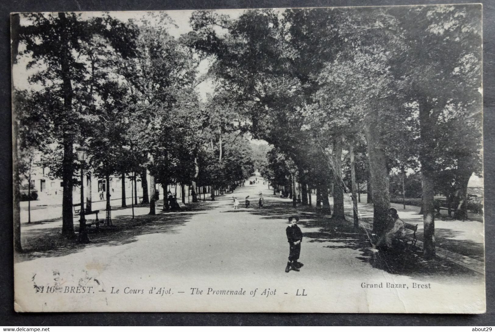 CPA 29 BREST - Cours D'Ajot - The Promenade Of Ajot - Edit. LL 116 - Réf. I 259 - Brest