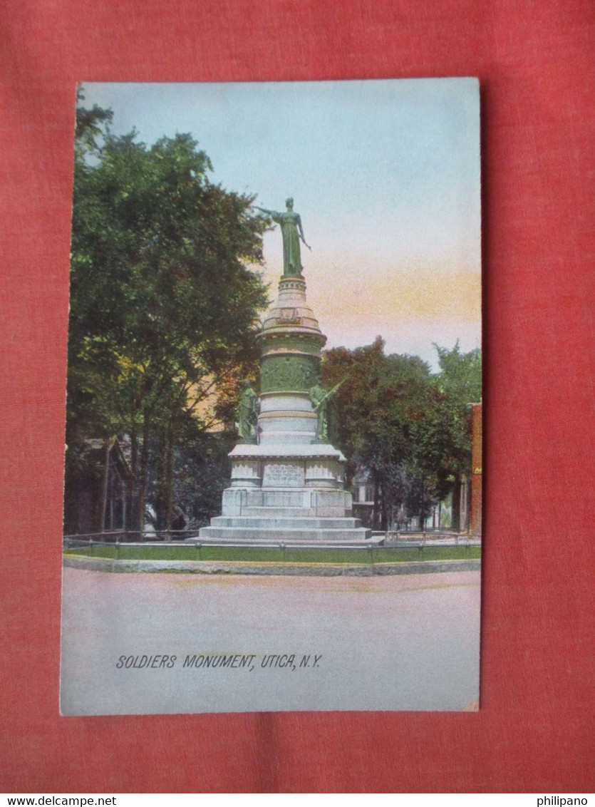 Soldiers Monument.   Utica  New York         Ref 5376 - Utica