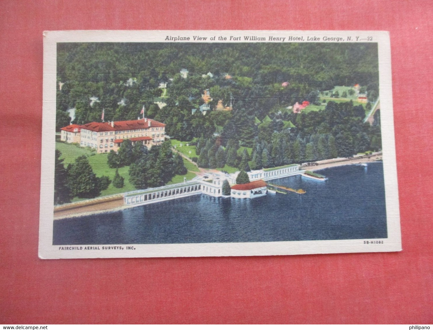 Airplane View Fort William Henry Hotel.  Lake George    New York >    Ref 5379 - Lake George