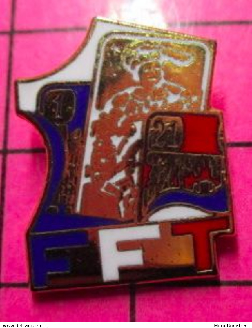 313f Pin's Pins / Beau Et Rare / THEME : JEUX / FFT FEDERATION FRANCAISE DE TAROT JEU DE CARTES - Jeux