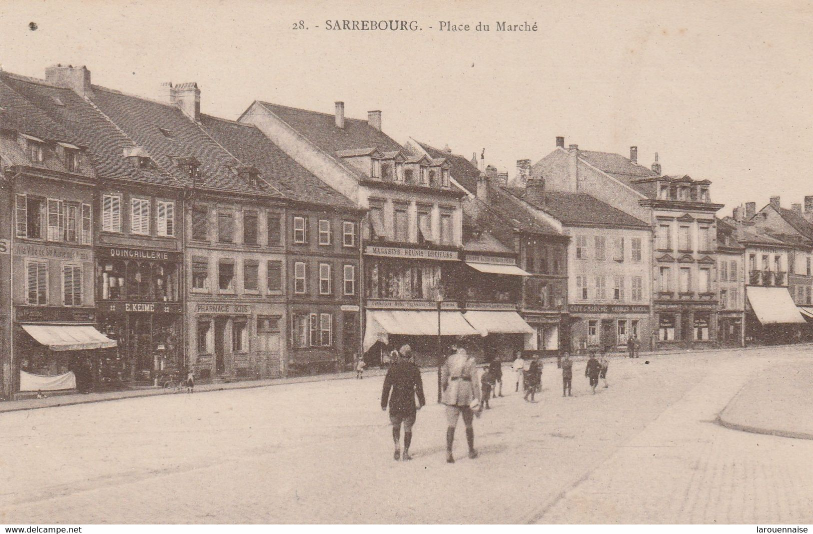 57 - SARREBOURG - Place Du Marché - Sarrebourg