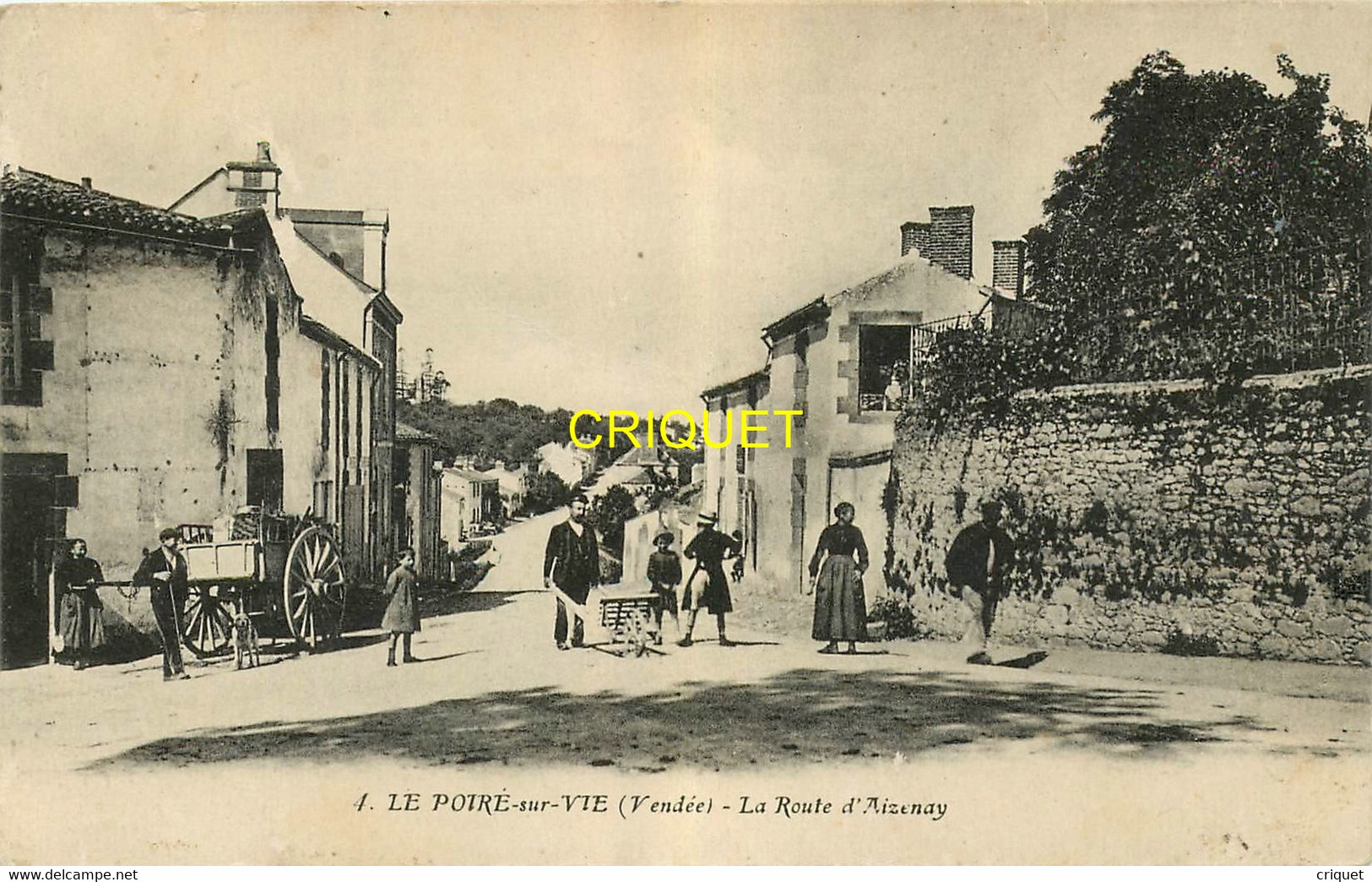 85 Le Poiré Sur Vie, Route D'Aizenay, Animée Avec Les Habitants, Charrette, Brouette ... - Poiré-sur-Vie