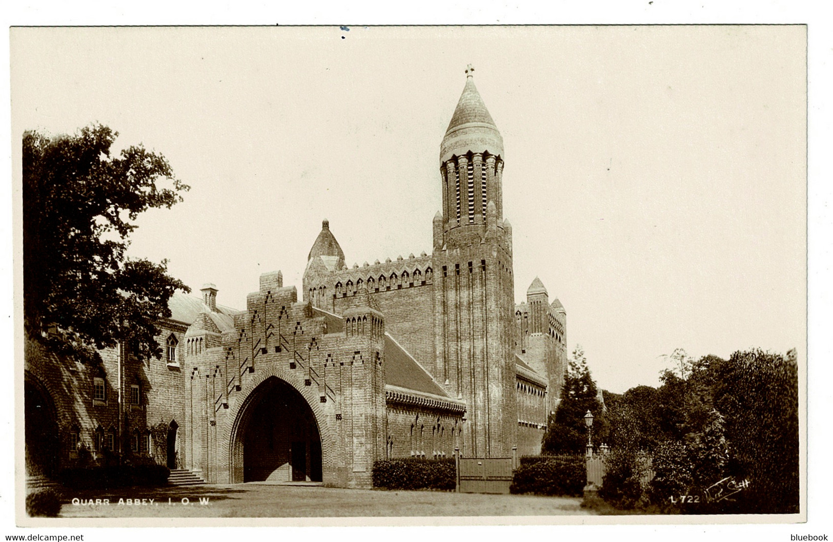 Ref 1508 -  Walter Scott Real Photo Postcard - Quarr Abbey - Isle Of Wight - Autres & Non Classés