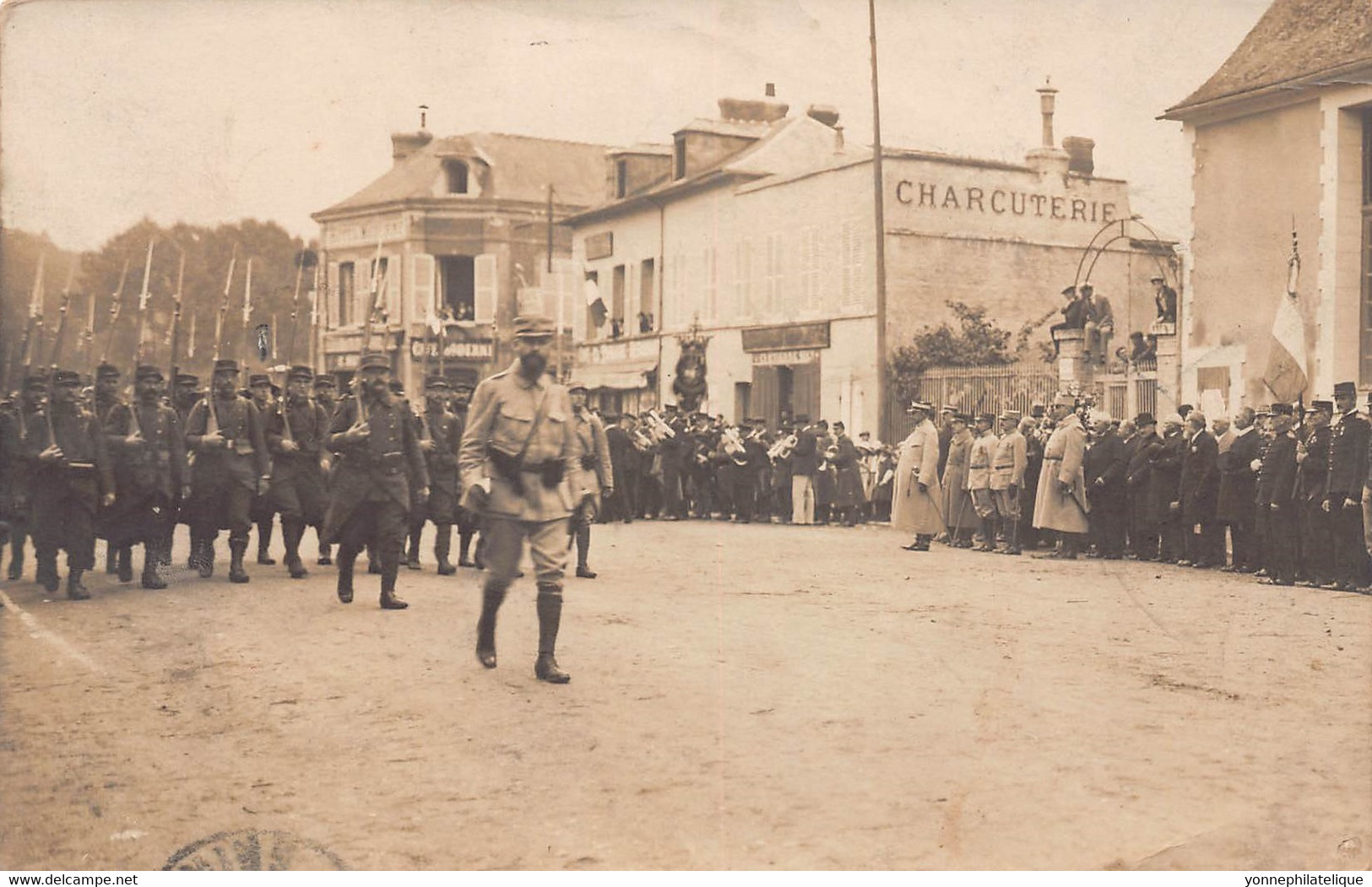 27 - EURE - LE VAUDREUIL - 10611 - Carte Photo Militaria 24e Régiment 26e Compagnie - Le Vaudreuil