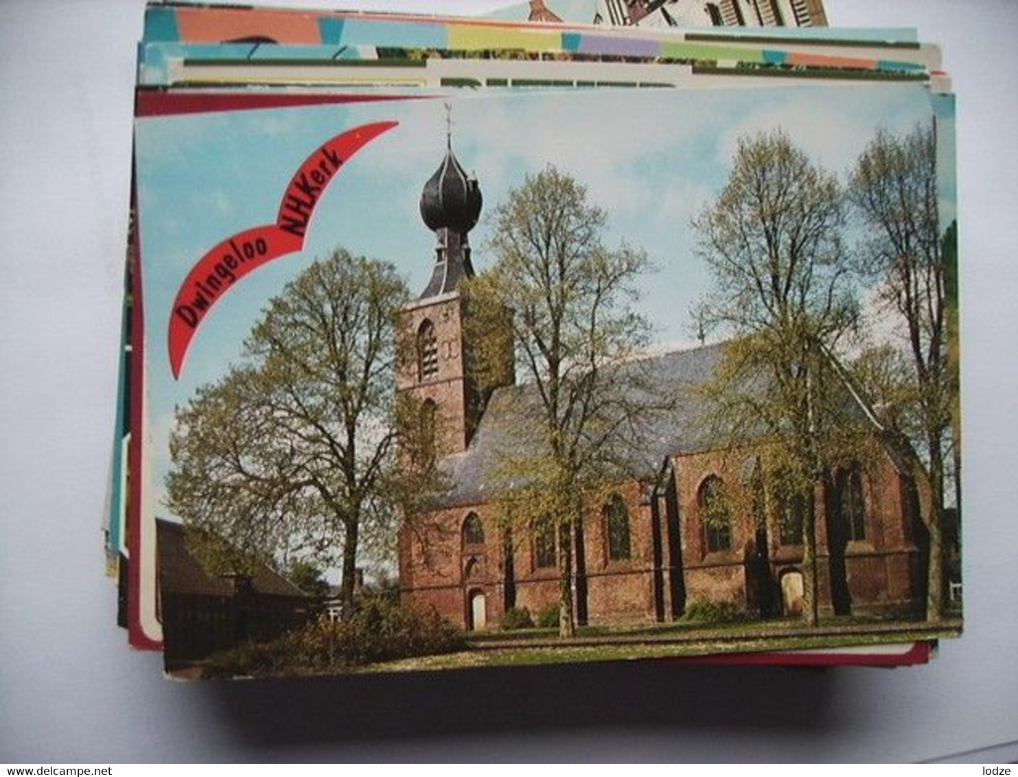 Nederland Holland Pays Bas Dwingeloo Met Karakteristieke Nederlands Hervormde Kerk - Dwingeloo