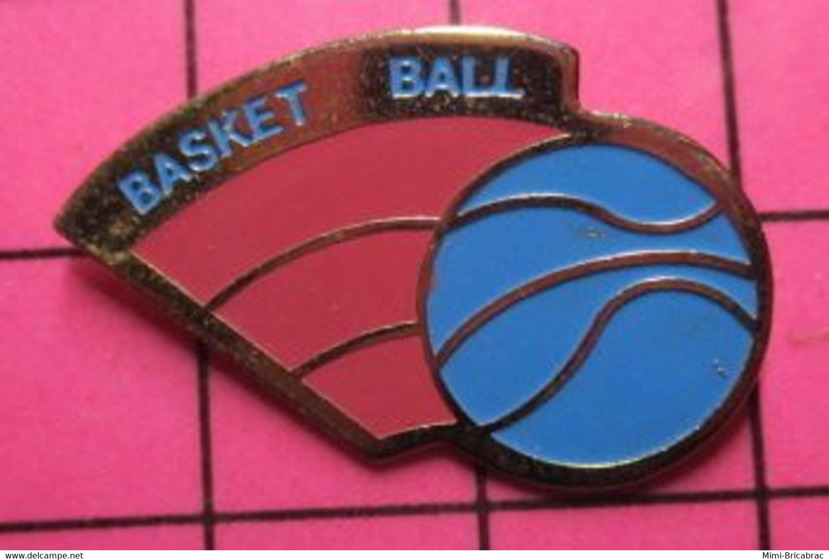 0120 Pin's Pins / Beau Et Rare / THEME : SPORTS / BASKET BALL - Basketball