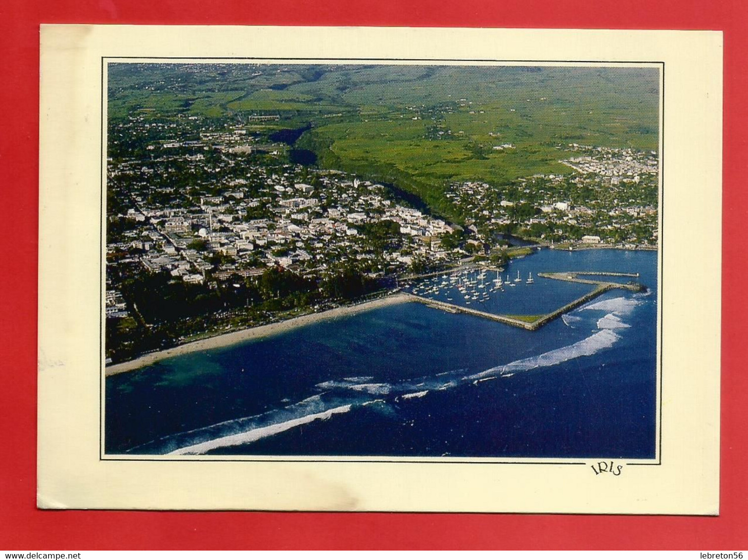 C.P.M. « SAINT-PIERRE » Jolie Vue Générale,et Vue Sur Le Port   X2 Phts - Saint Pierre