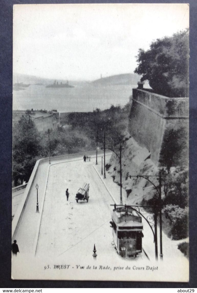 CPA 29 BREST - Vue De La Rade, Prise Du Cours Dajot - Tramway - Nozais 95 - Réf. B 123 - Brest