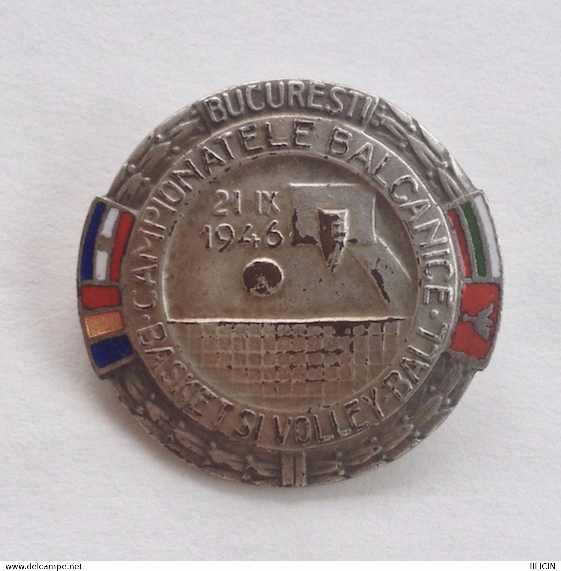 Badge Pin ZN000129 - Basketball & Volleyball Romania Bucharest Balkan Championship 1946 - Basketball