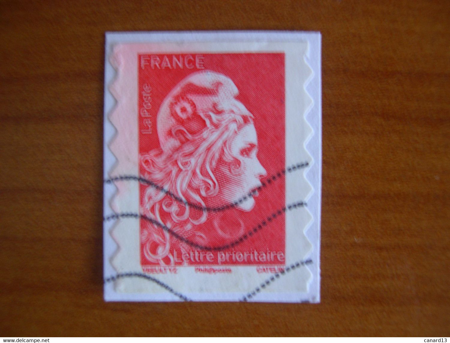 France  Obl   N° 1599 Tache Rouge - Gebraucht