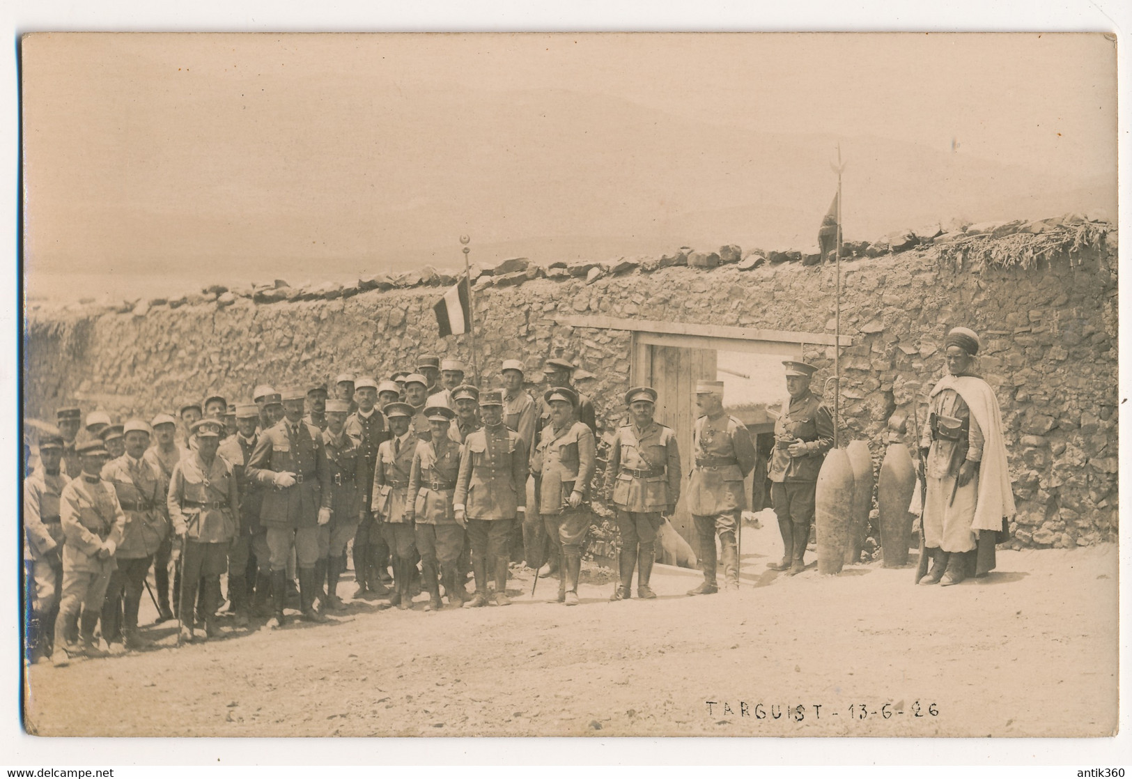 CPA MAROC Rare Carte-photo Guerre Du Rif Targuits 13/06/1926 Groupe D'Officiers - Sonstige & Ohne Zuordnung