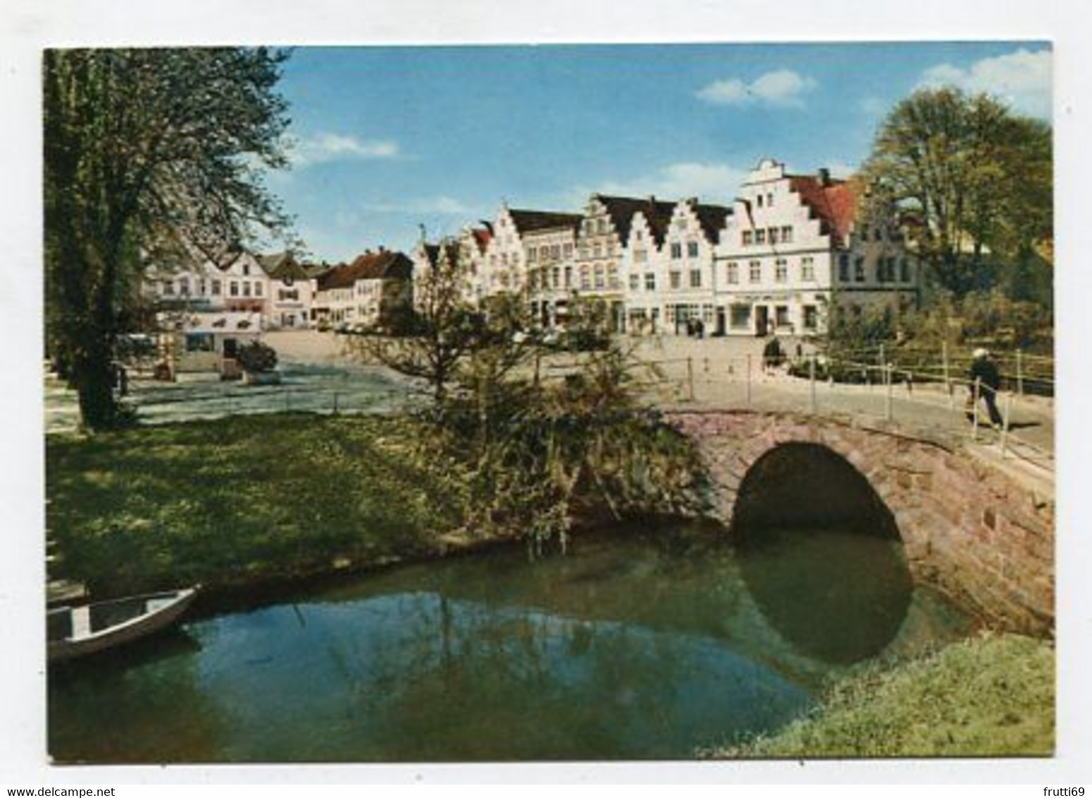 AK 023421 GERMANY - Friedrichstadt / Eider  - Steinerne Brücke Mit Gibelhäusern Am Markt - Nordfriesland