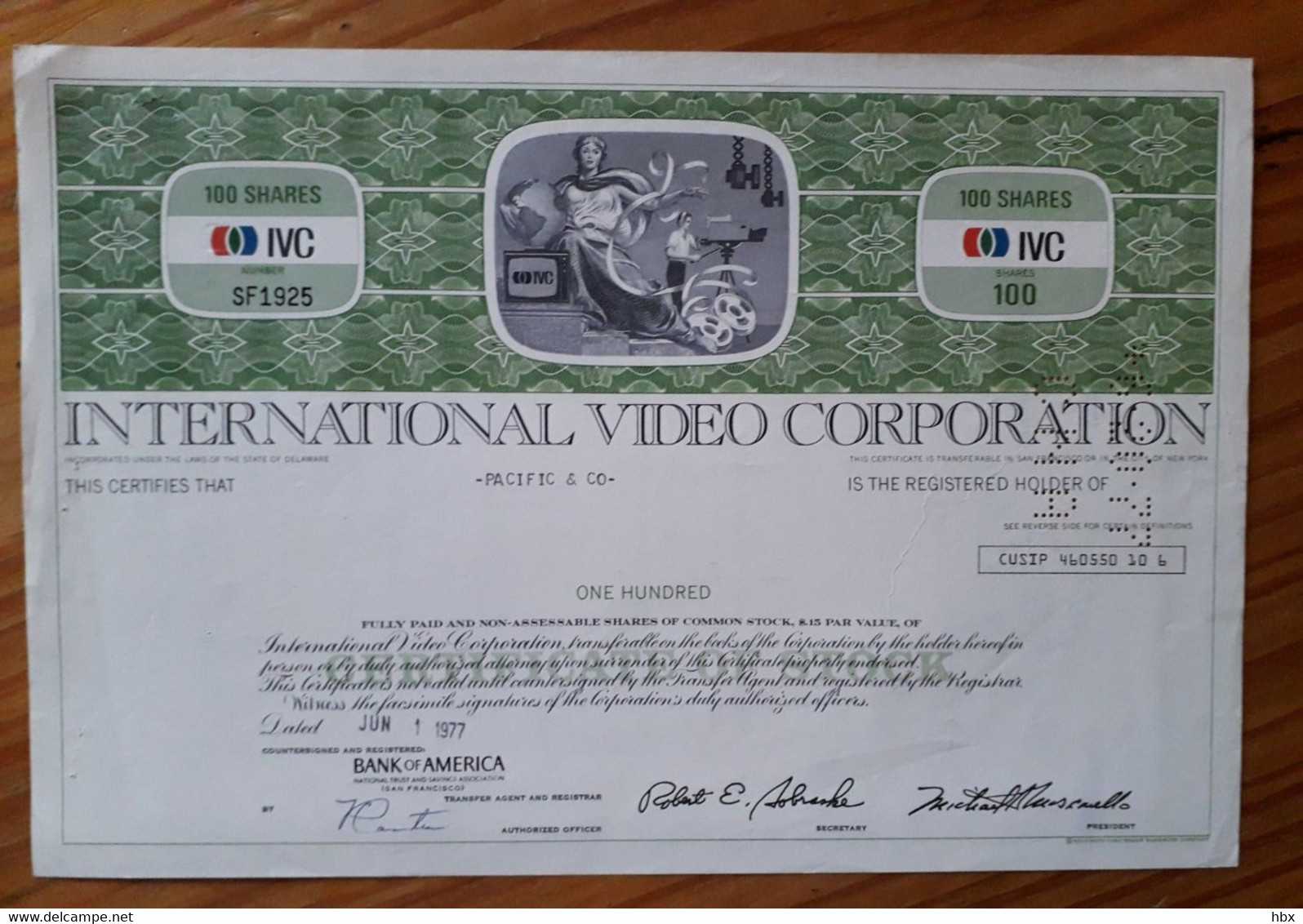 International Video Corporation - Cine & Teatro