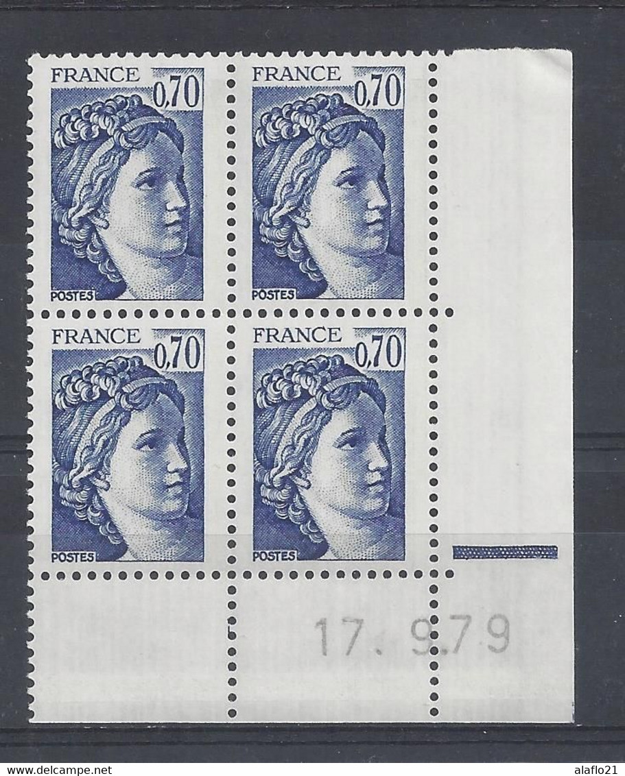 SABINE N° 2056 - Bloc De 4 COIN DATE - NEUF SANS CHARNIERE - 17/9/79 - Repère Electronique - 1970-1979