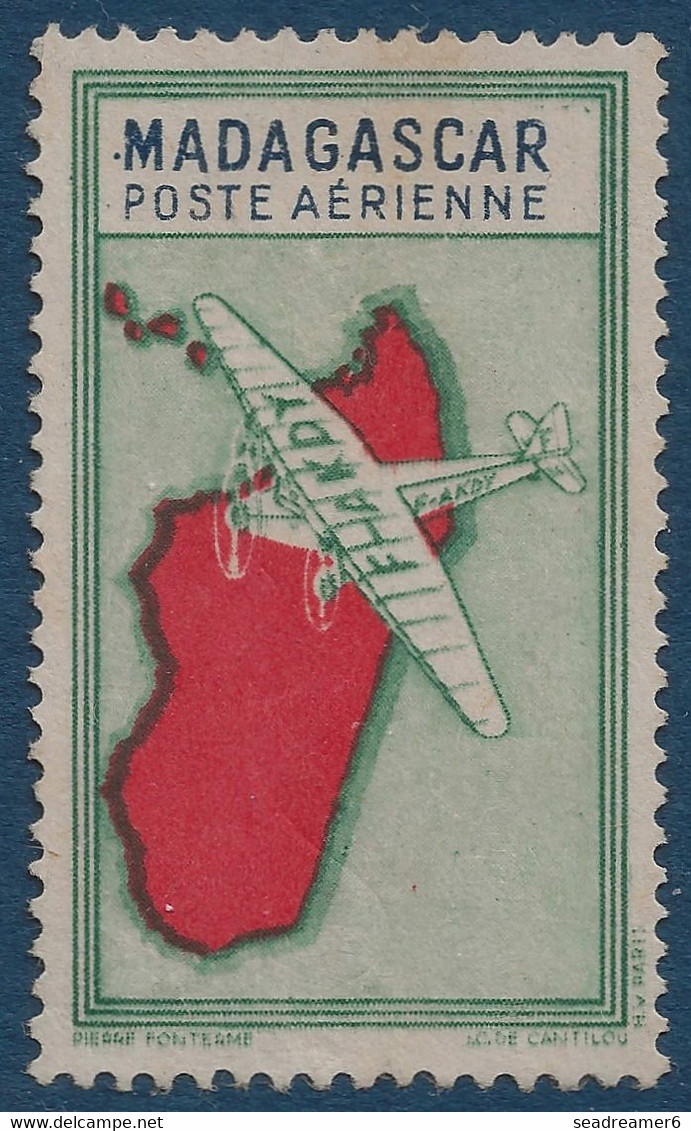 FRANCE Colonies Madagascar Poste Aérienne N°36 (  ) 10fr Vert & Bleu Sans Faciale Pas Courant Signé - Aéreo