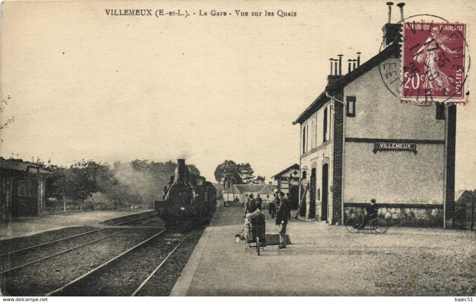 Villemeux - Train En Gare - Villemeux-sur-Eure