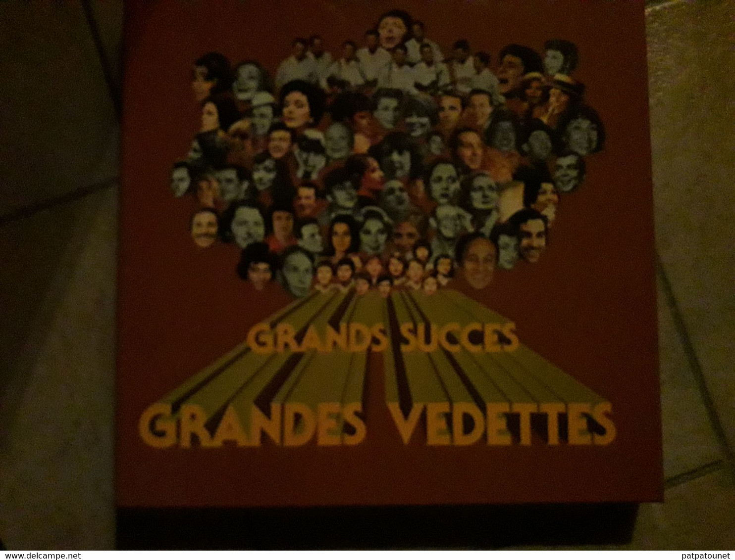 Coffret Grands Succès Grandes Vedettes Comprenant 9 Disques - Collections Complètes