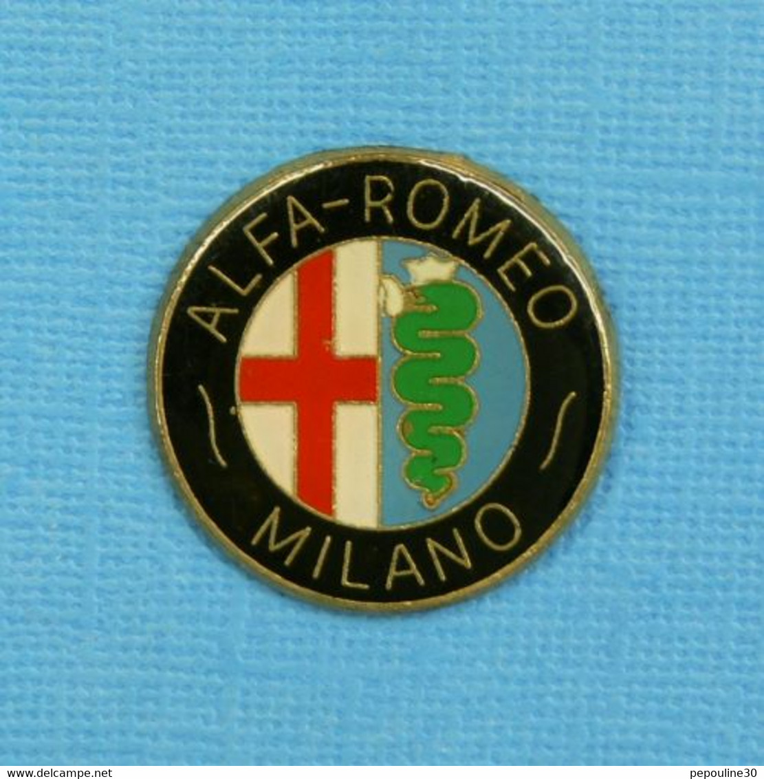 1 PIN'S //  ** LOGO / ALFA ROMEO MILANO ** . Ø 27mm - Alfa Romeo