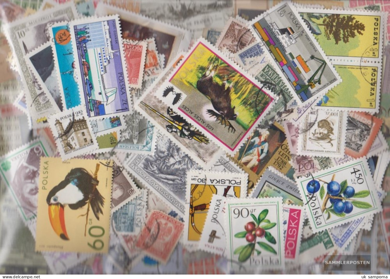 Poland 300 Different Stamps - Collections