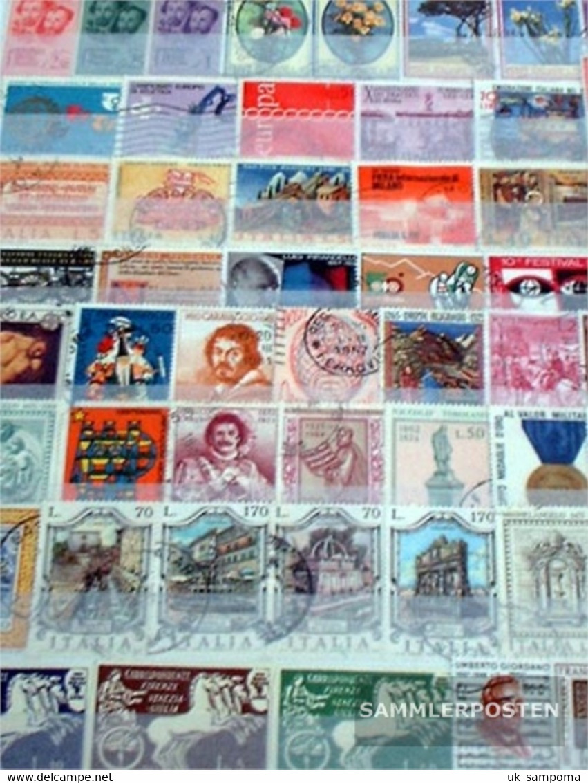 Italy Stamps-500 Different Stamps - Lotti E Collezioni