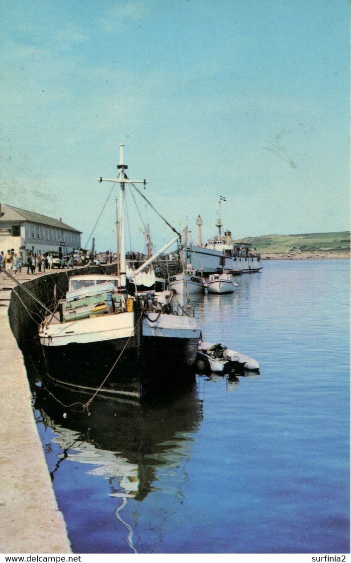 CORNWALL - ISLES OF SCILLY - ST MARY'S HARBOUR AND RMS SCILLONIAN Co1213 - Scilly Isles