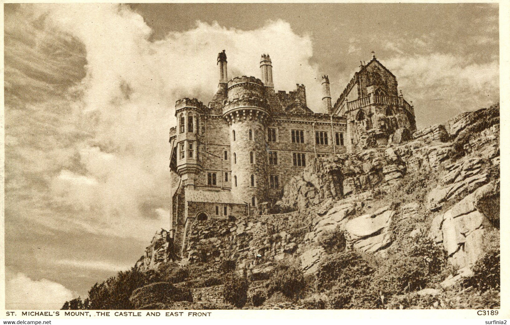 CORNWALL - ST MICHAEL'S MOUNT - THE CASTLE AND EAST FRONT  Co1129 - St Michael's Mount