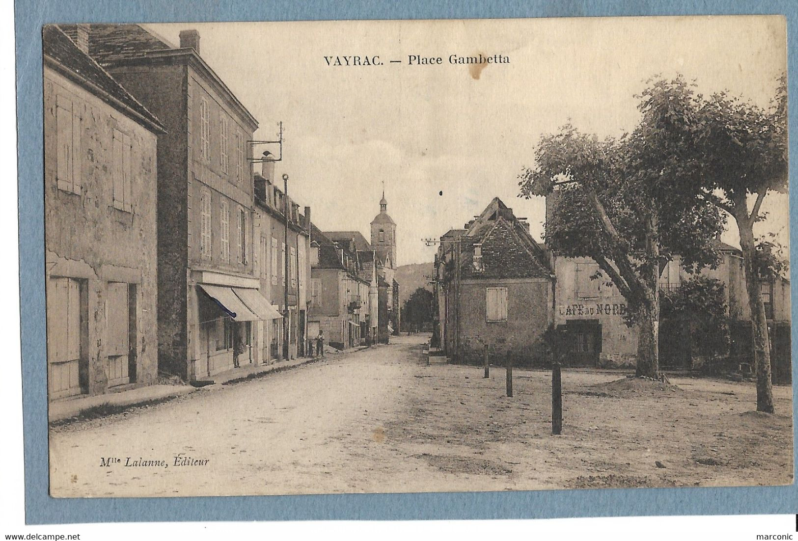 46 - VAYRAC - Place Gambetta - Vayrac