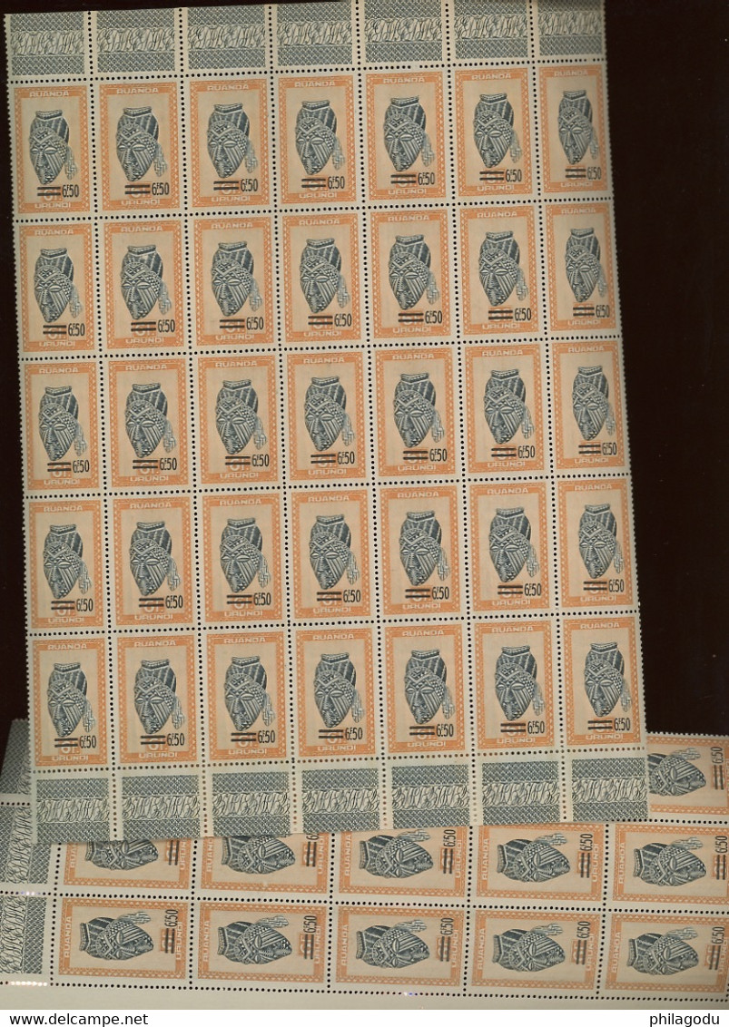 1949 173-175** Les 3 Masques Surchargés. Seul Le 174 Est En  Feuille Entière Pliée   Cote 125,-euros + Super Frais - Unused Stamps