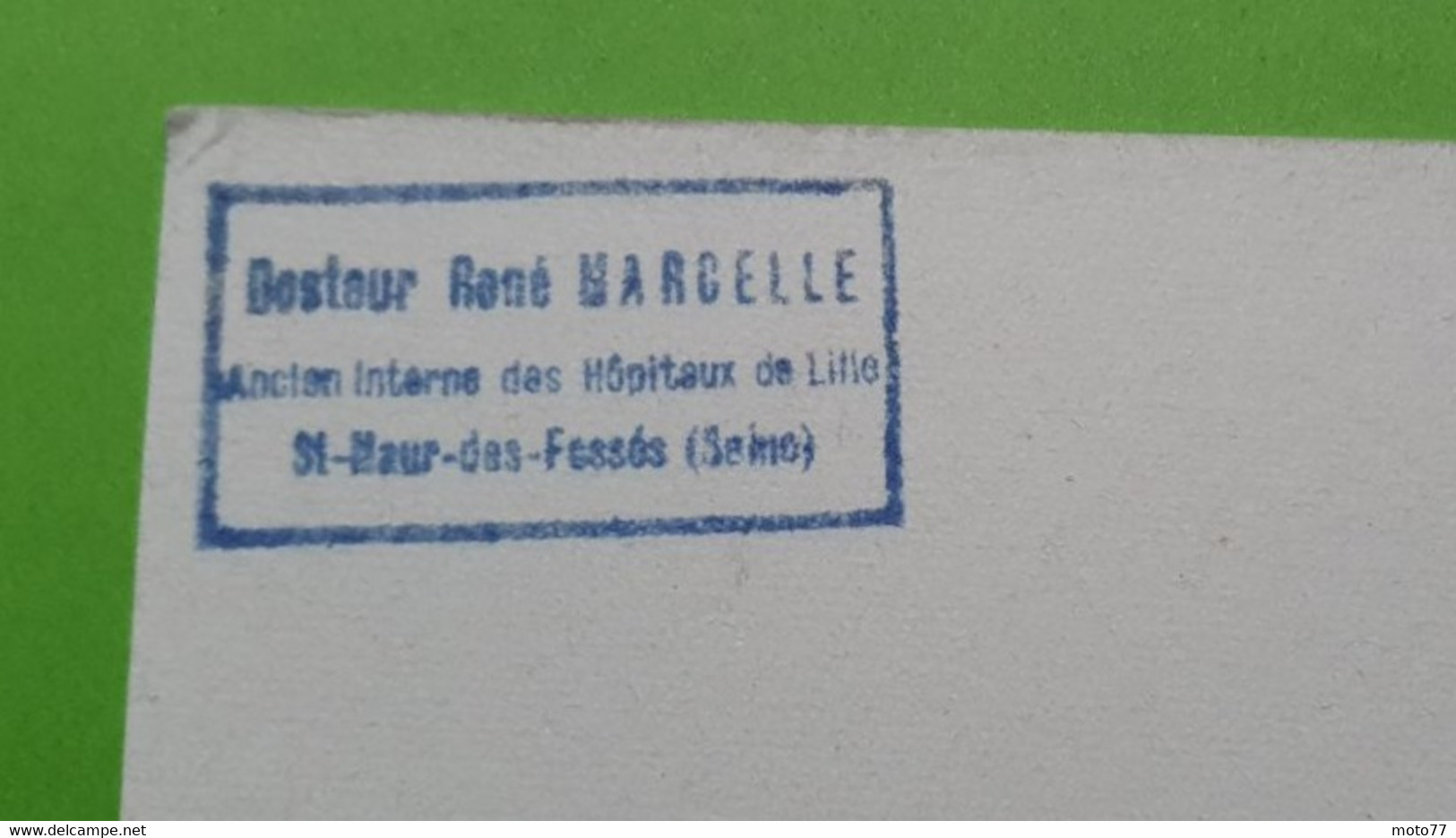 Buvard 1069 - Laboratoire - BULGARINE - Règle - Etat D'usage: Voir Photos - 14x11 Cm Environ - Années 1950 - Produits Pharmaceutiques