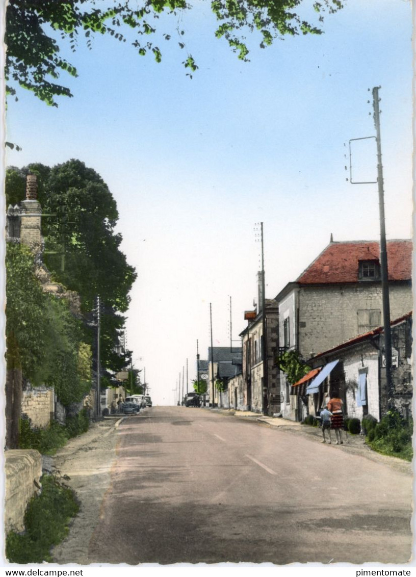 LES TROIS MOUTIERS LA ROUTE NATIONALE 761 - Les Trois Moutiers