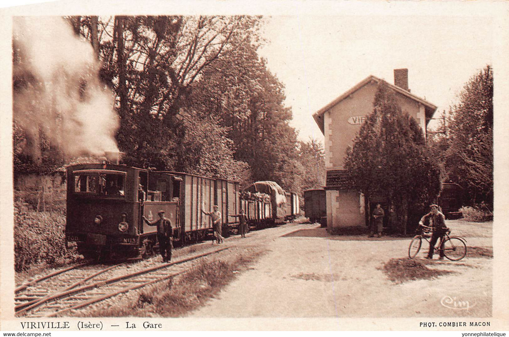 38  - ISÈRE - VIRIVILLE - 10492 - La Gare Photo Combier - Départ Du Train à Vapeur - Viriville