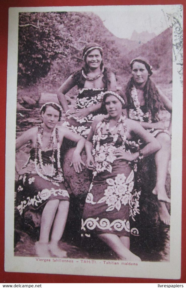 Tahiti Vierges Tahitiennes Cpa Timbree Oceanie - Polynésie Française