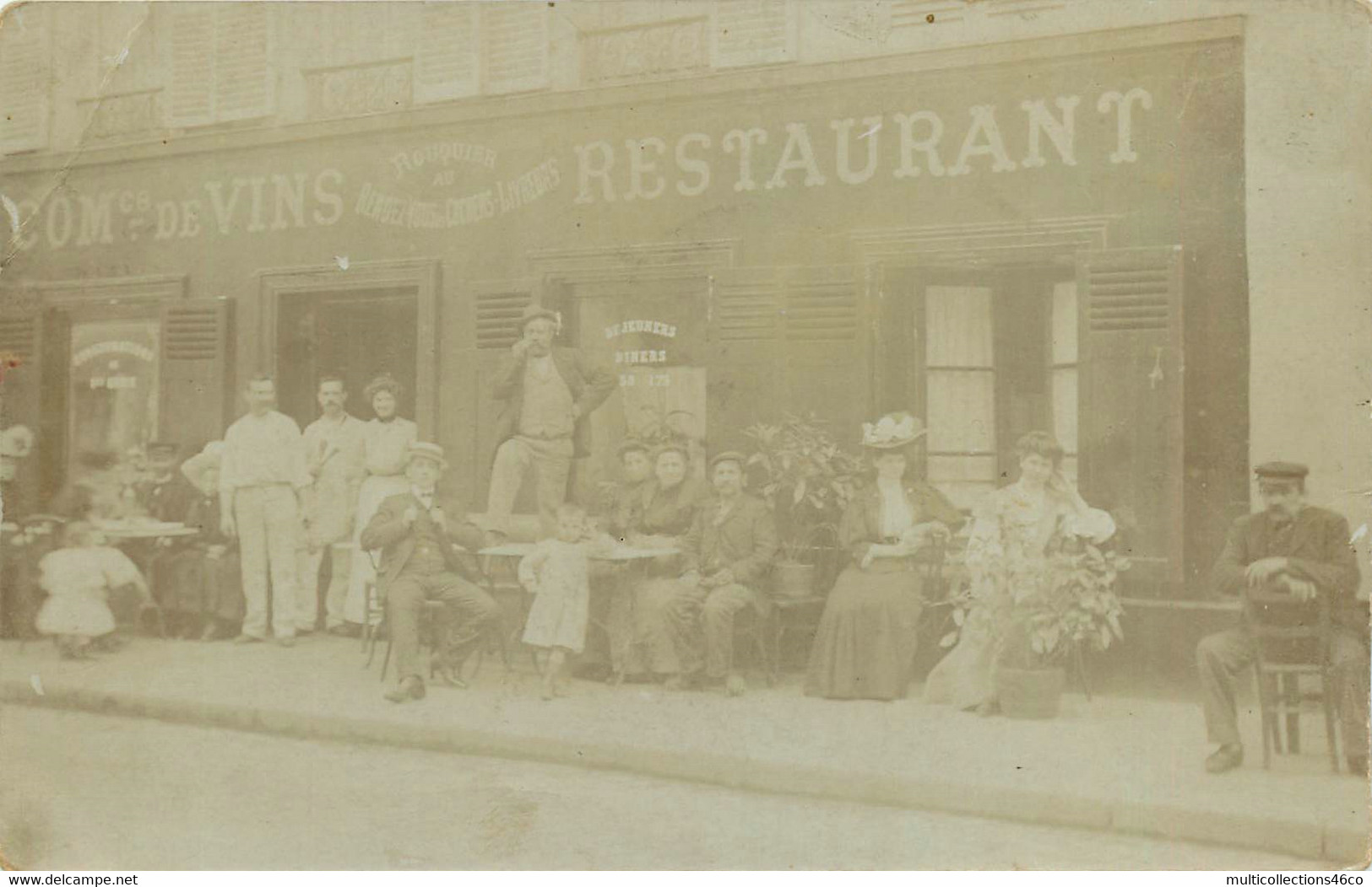 010122 - CARTE PHOTO COMMERCE DE VINS RESTAURANT ROUQUIER Au Rendez-vous Des Cochers Livreurs SEINE ST DENIS 93 - Restaurants