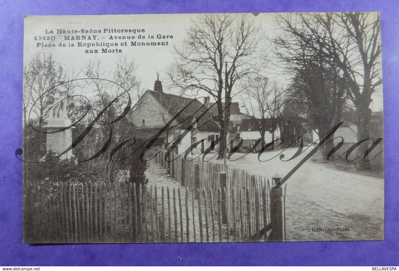 Marnay - Avenue De La Gare. Place De La République Et Monument Aux Morts1914-18-D70 - Kriegerdenkmal