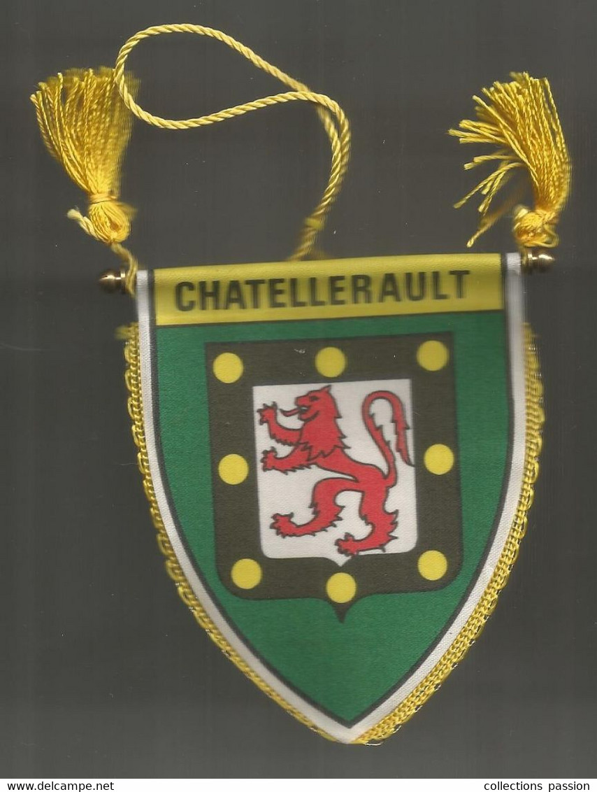 RUGBY , écusson , Blason , C.R.A.C. Rugby , CHATELLERAULT, Vienne , Frais Fr 1.75 E - Rugby