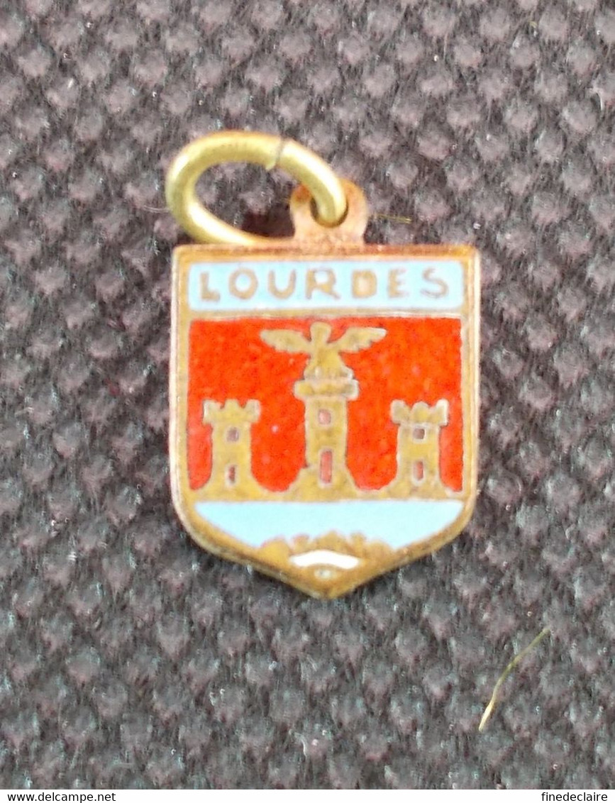 Pendentif - Lourdes - En émail - 10 X 12mm - Hangers