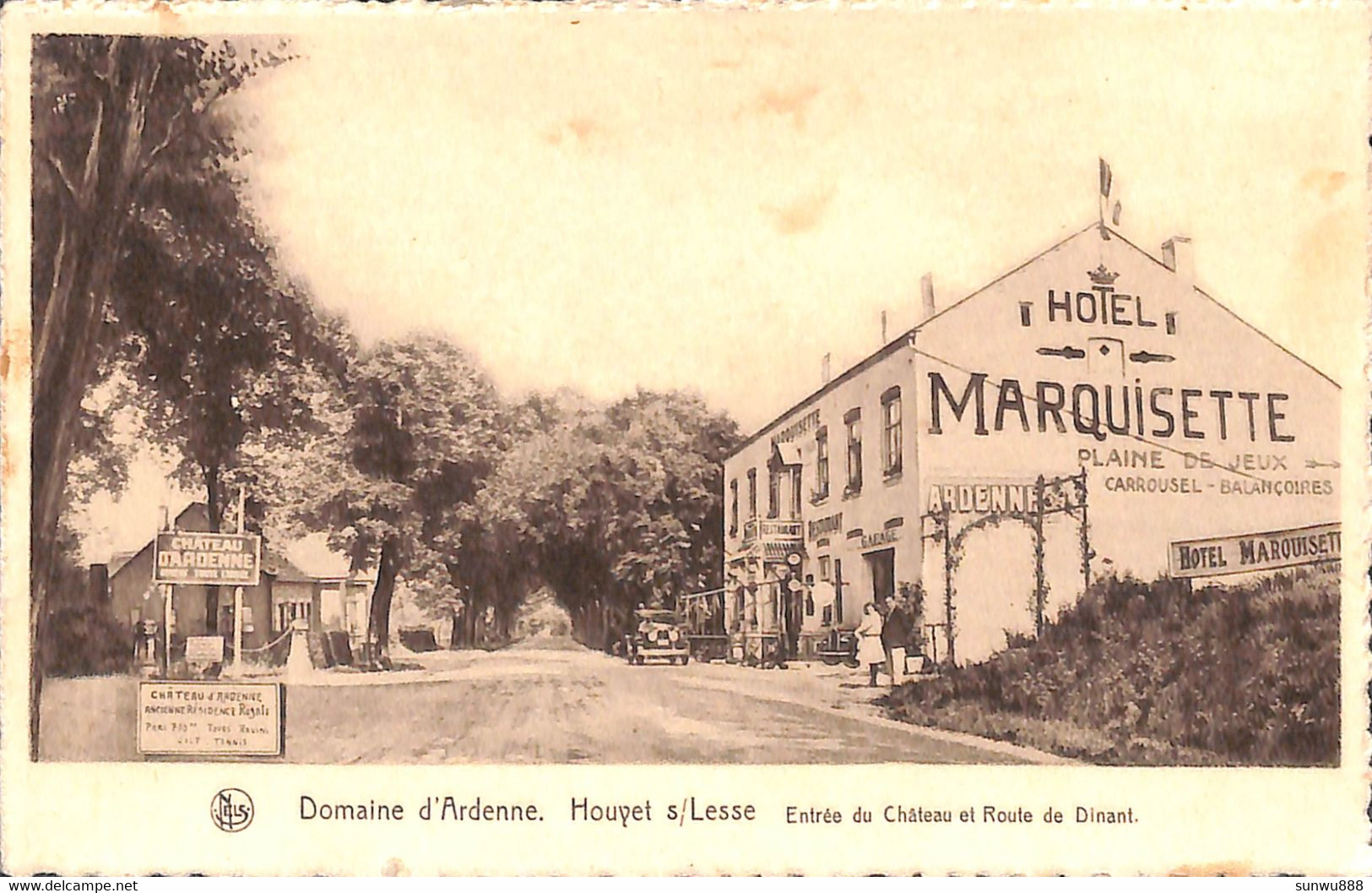 Domaine D'Ardenne - Houyet - Entrée Du Château Et Route De Dinant (animée Pompe à Essence Hôtel Oldtimer) - Houyet